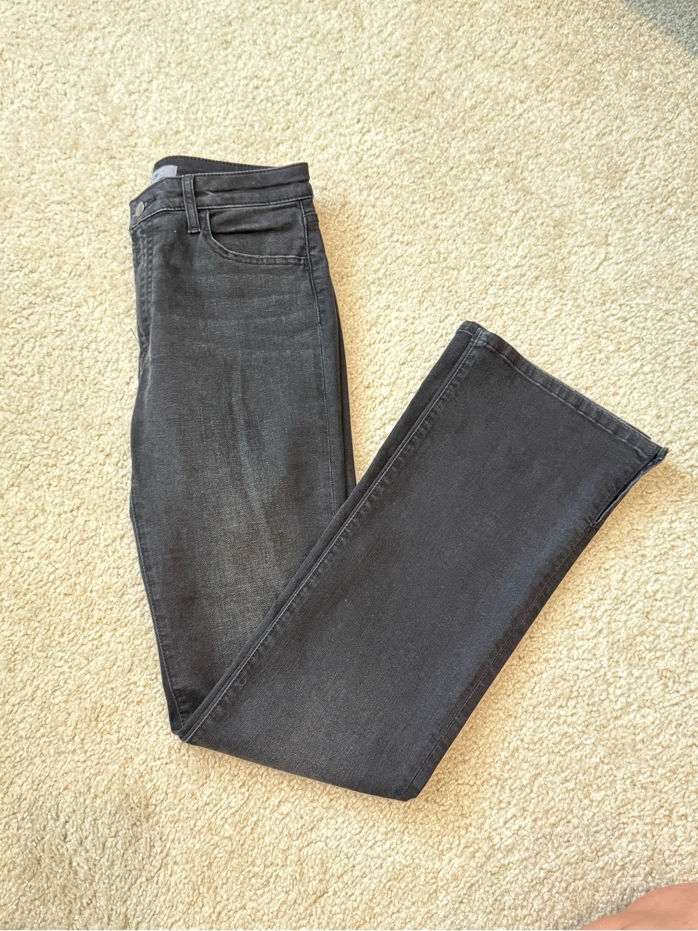 🔹 NWOT Joe’s Jeans High-Rise Amber Black Flare Jeans | Size 28 - Picture 5 of 9